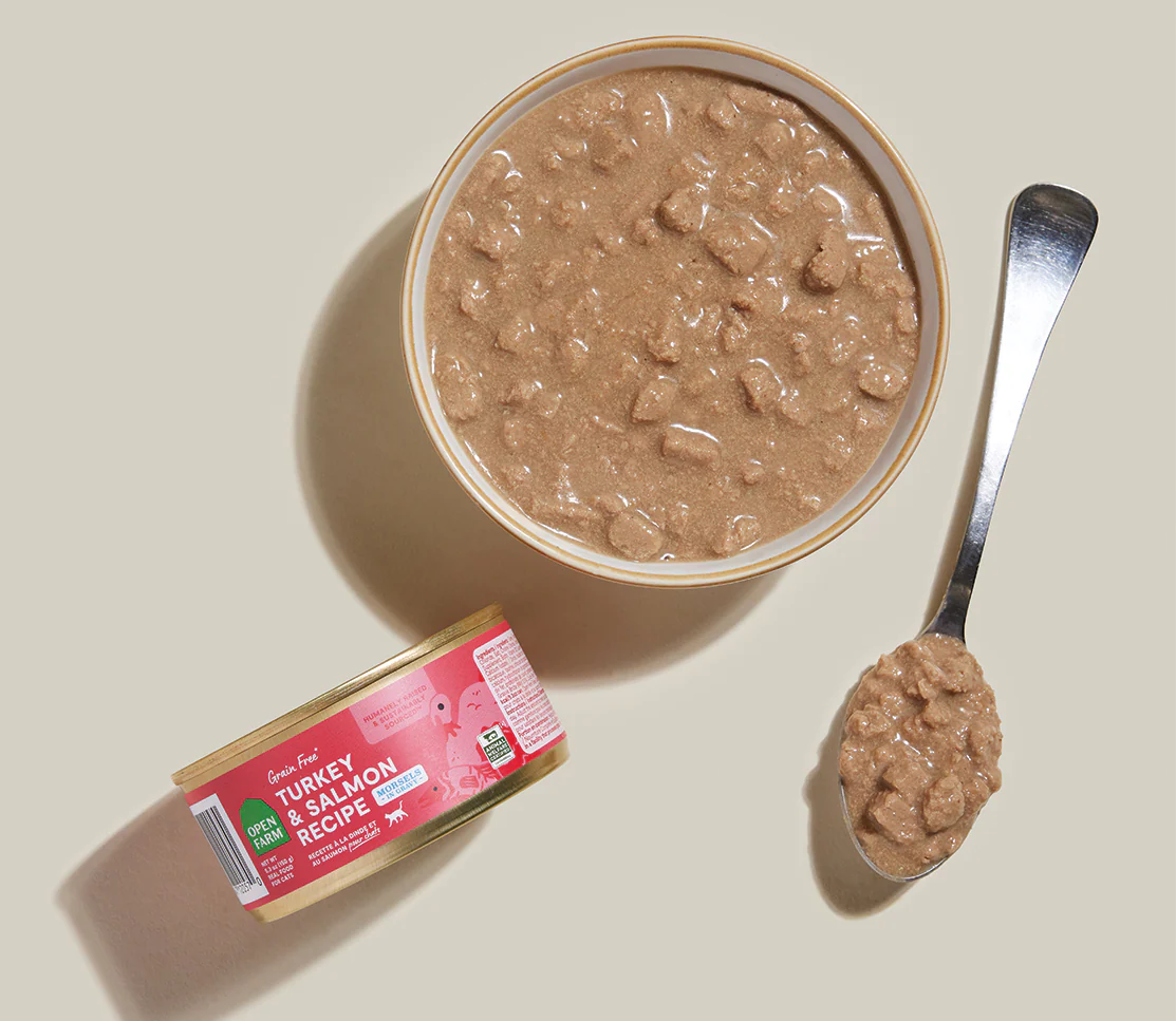 Turkey & Salmon Morsels in Gravy for Cats - Image 3